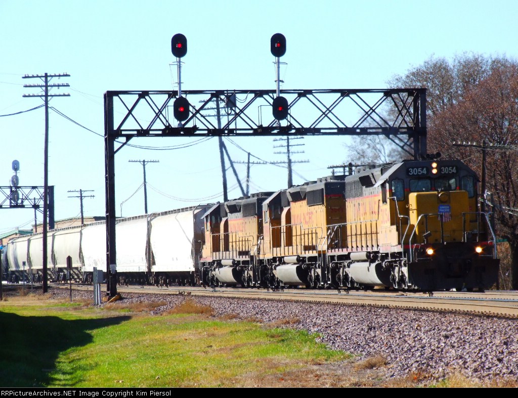 Trio of UP SD40-2s